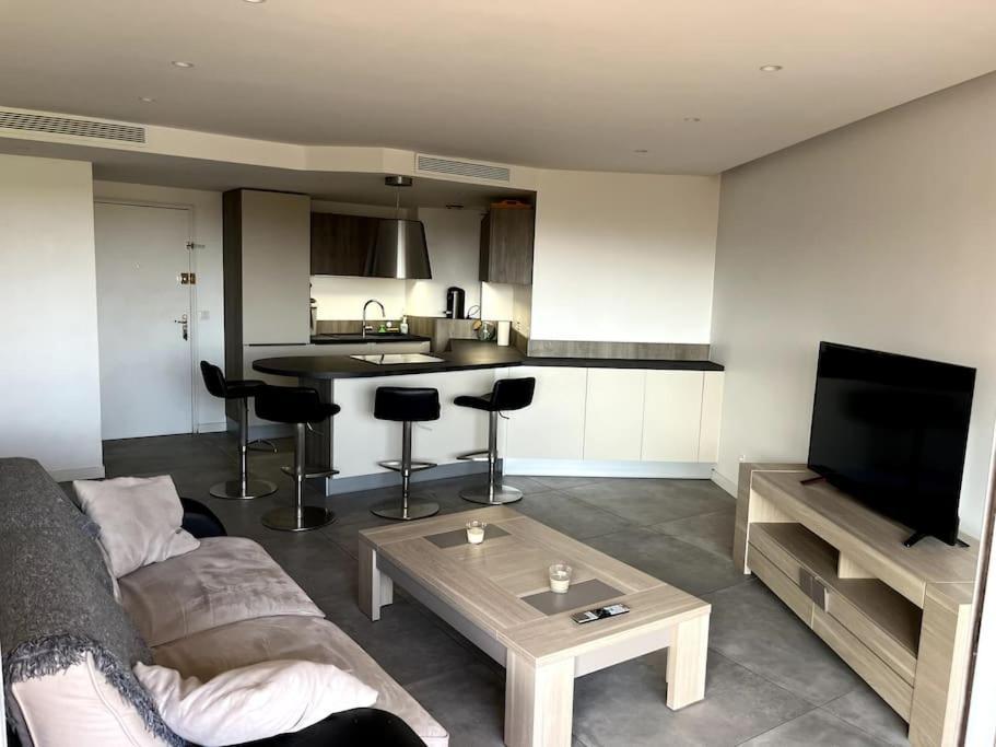 מאנדליה-לה-נאפול Appartement 2 Pieces Vue Mer, A Proximite De Tout מראה חיצוני תמונה